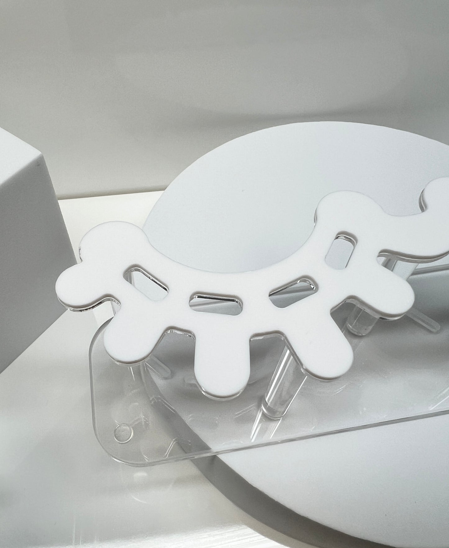 Acrylic tweezer holder, 8 holes organizer lash stand display