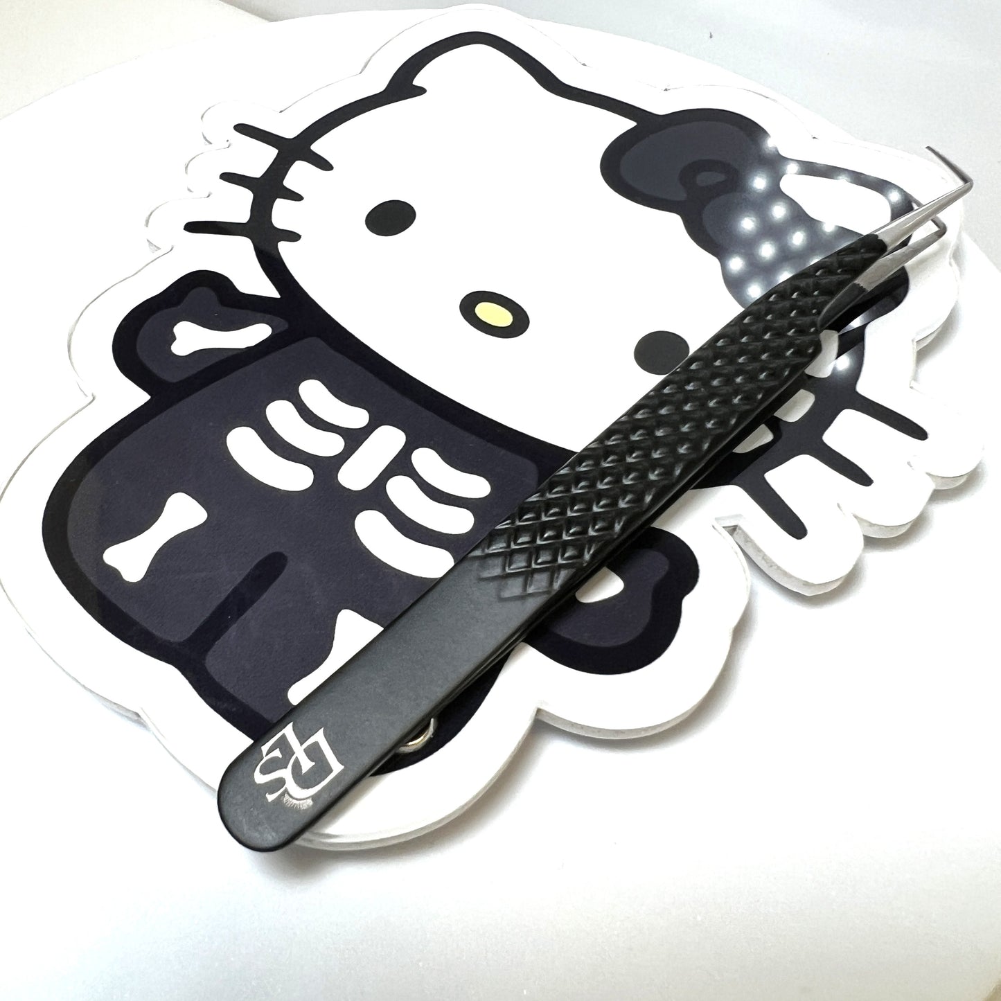 Skeleton Kitty Magnetic Lash Palette