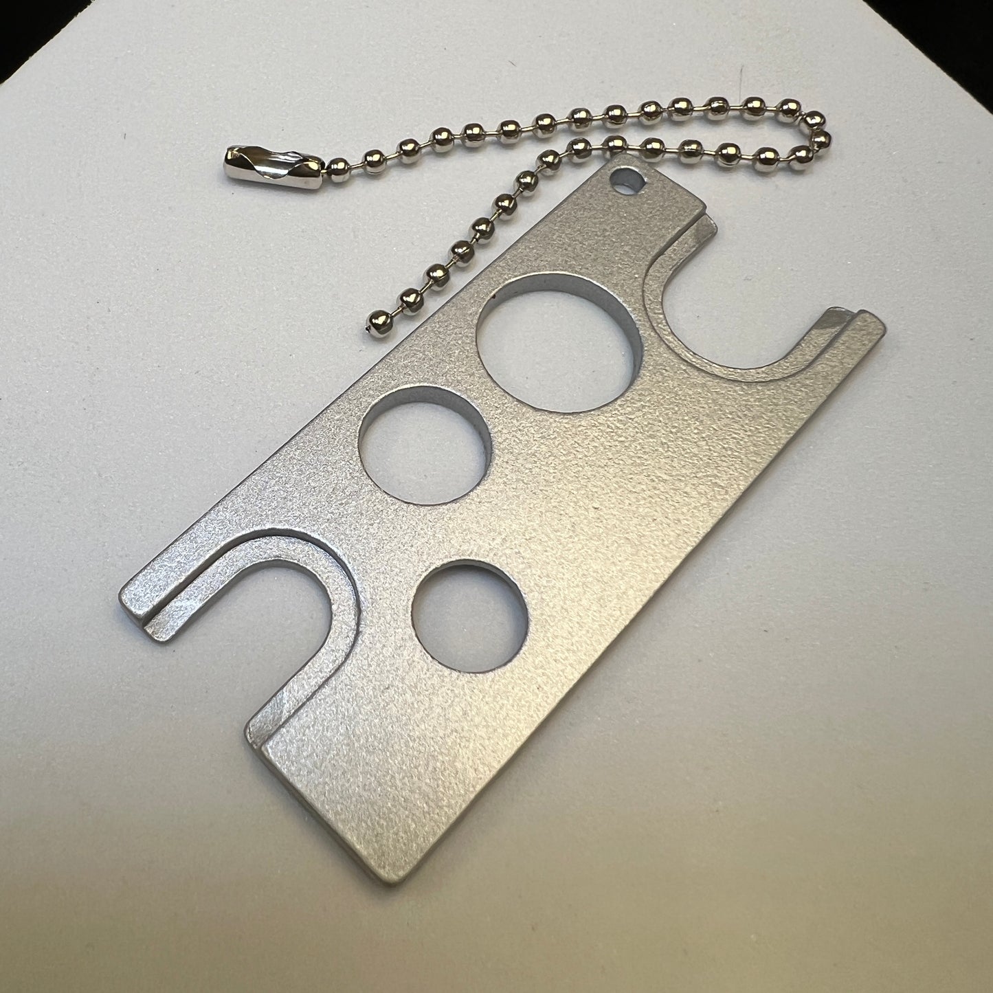 Adhesive Nozzle Remover Keychain - Lash Adhesive Opener Tool