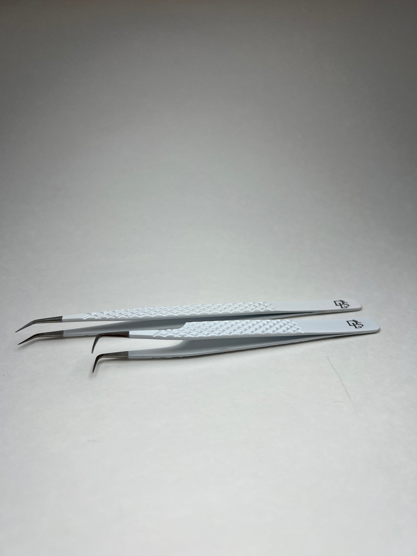 Sheep Collection Fiber Tip Tweezers