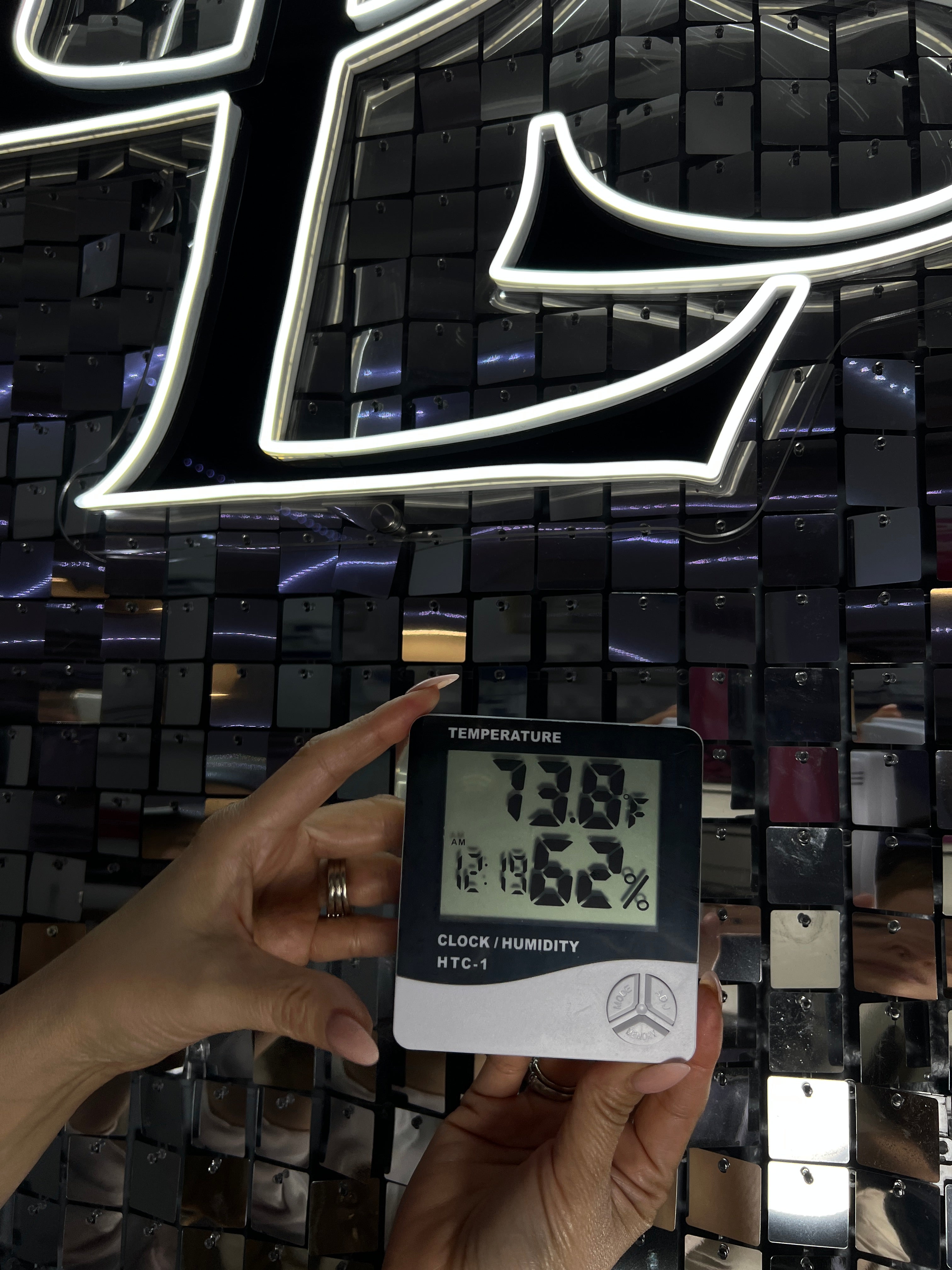 Humidity Monitor for Lash Artist – DLS Boutique