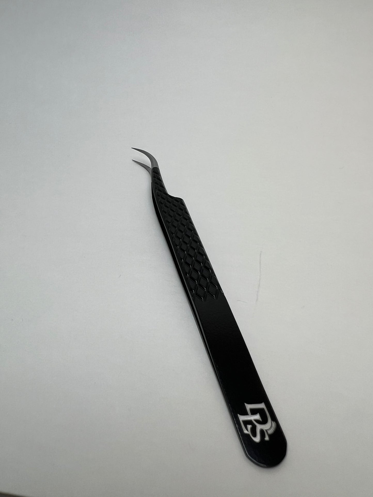 Matte Curve- Nano Fiber Tip Tweezer